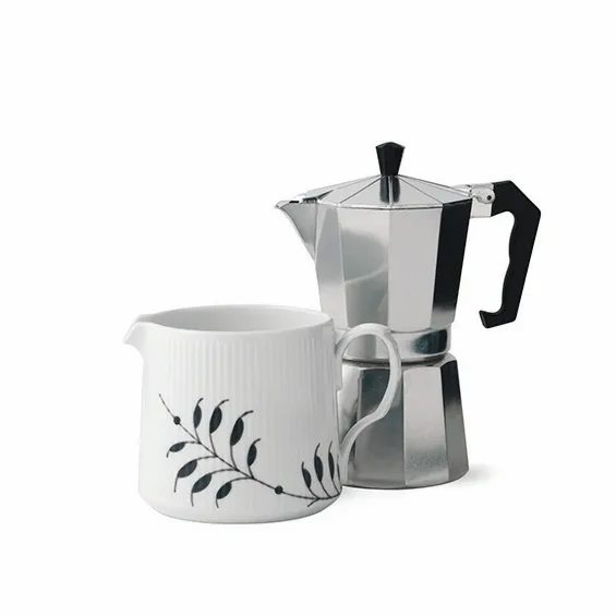 Black Fluted Mega nowoczesny dzbanek, 700 ml Royal Copenhagen