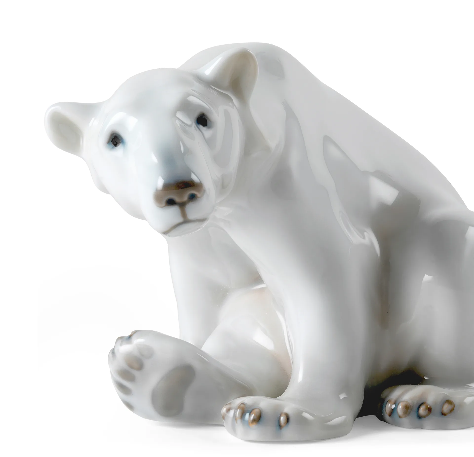 Dekoracja Royal Copenhagen siedzący niedźwiedź polarny, 12 cm Royal Copenhagen