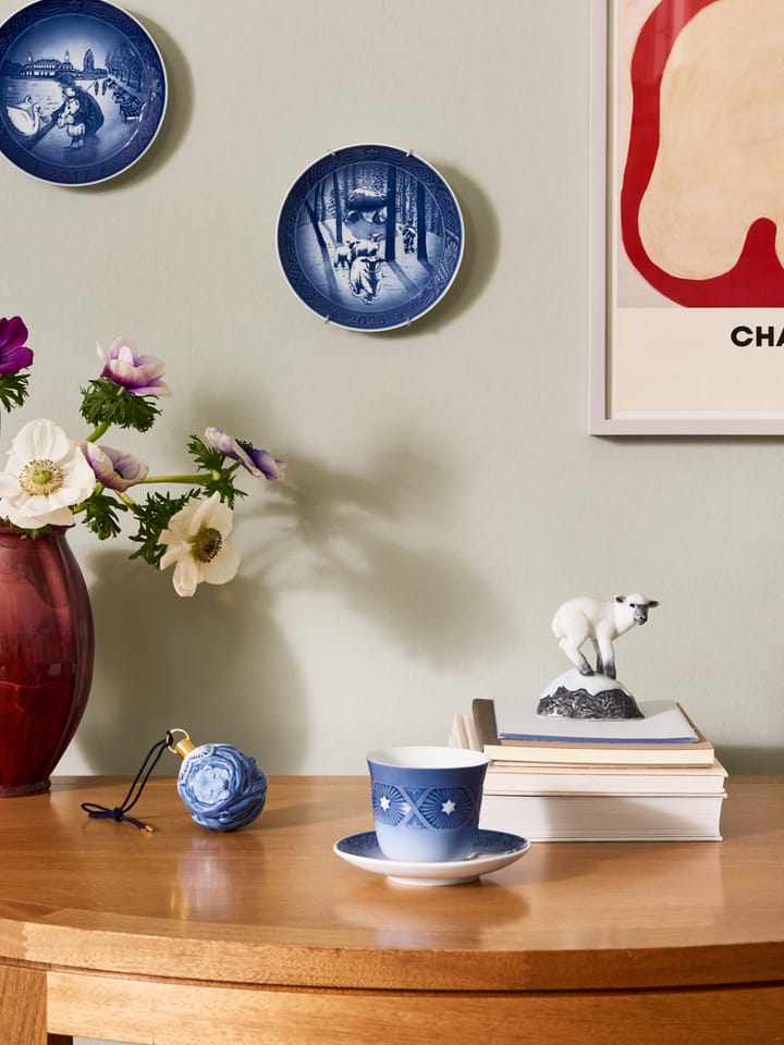 Royal Copenhagen Collectibles talerz świąteczny 2023, Świąteczny czas w lesie Ø18 cm Royal Copenhagen