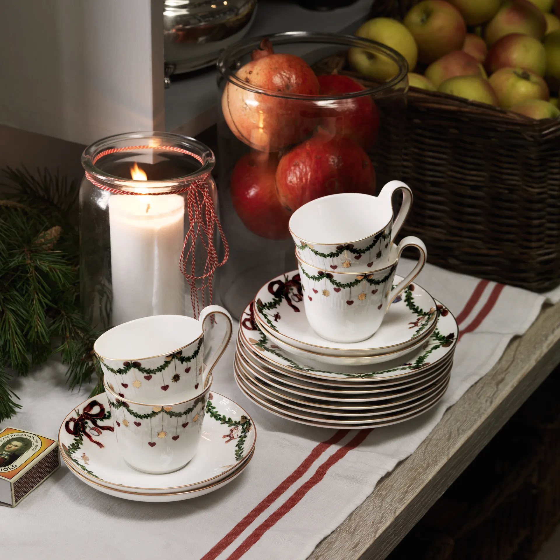 Talerz Star Fluted Christmas, Ø 19 cm Royal Copenhagen