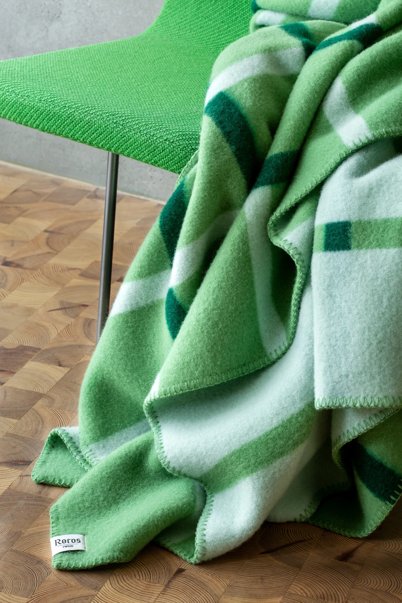 Knut koc 135x200 cm, Field green Røros Tweed