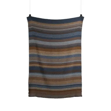 Koc Fri 150x200 cm - November view - Røros Tweed