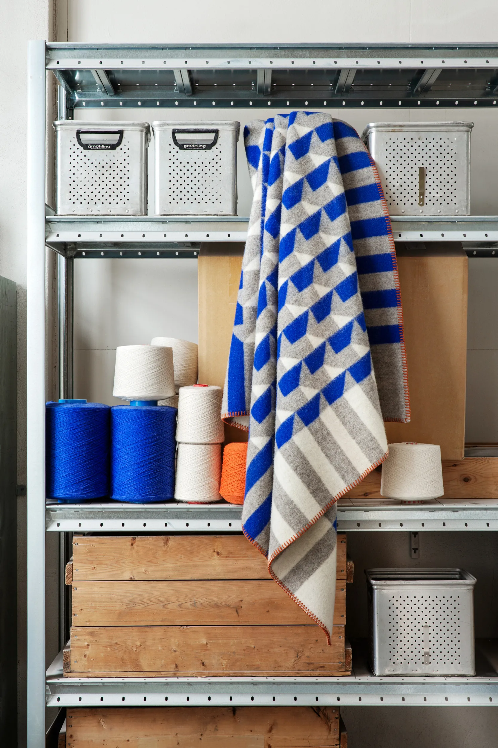 Koc Kvam 135x200 cm, Blue Røros Tweed