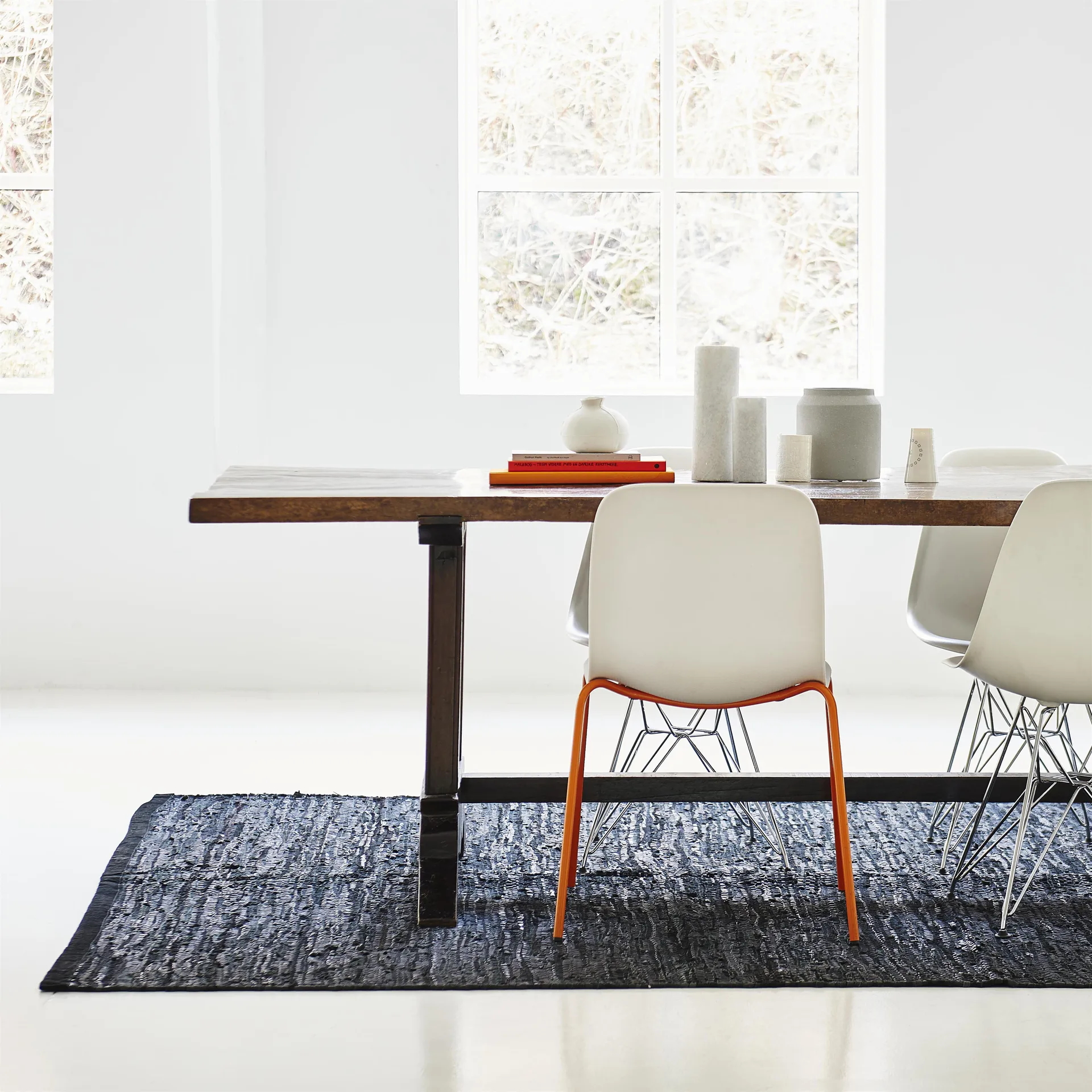 Dywan Leather 65x135 cm, black (czarny) Rug Solid