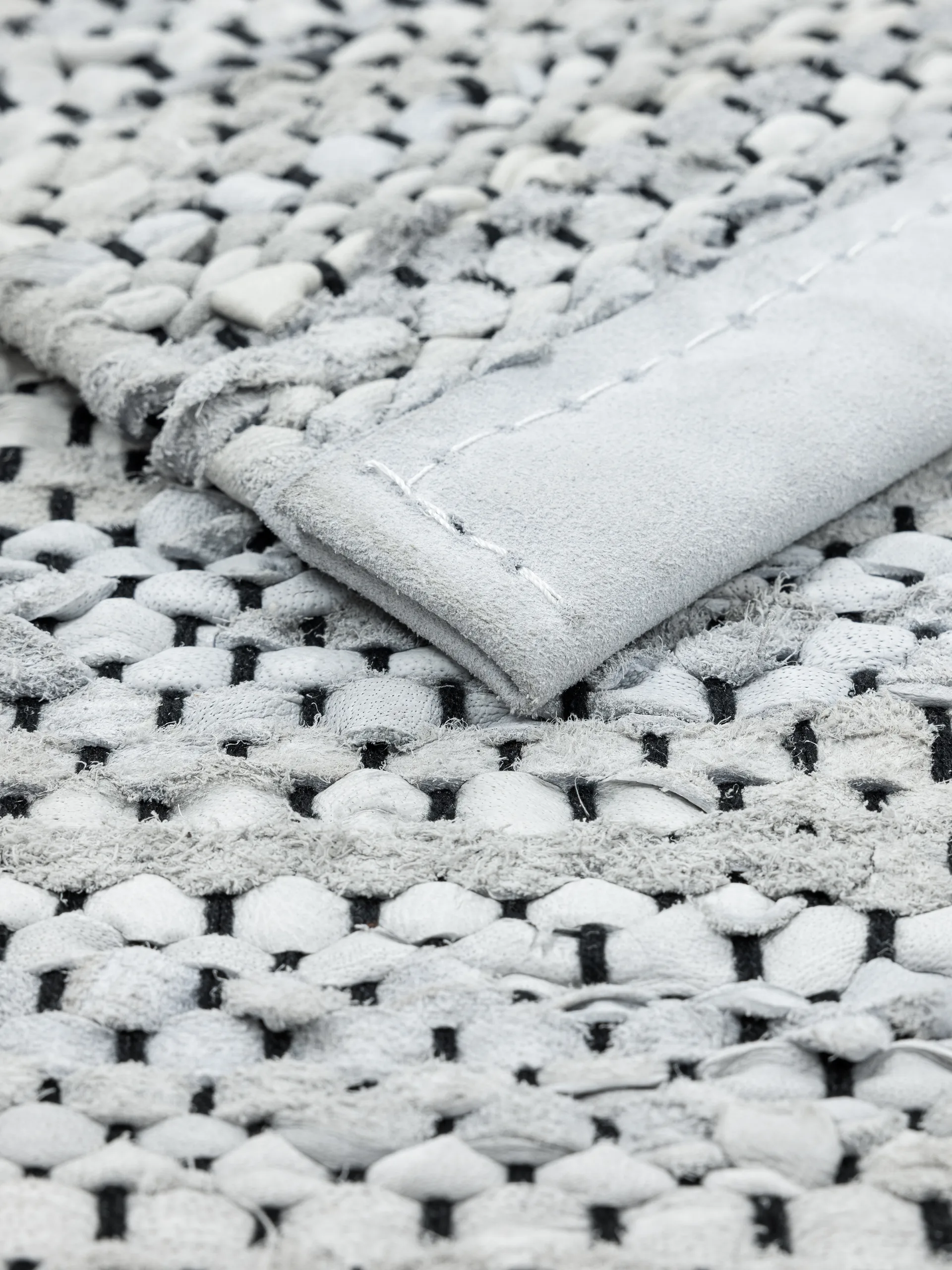 Dywan Leather 65x135 cm, light grey (jasnoszary) Rug Solid
