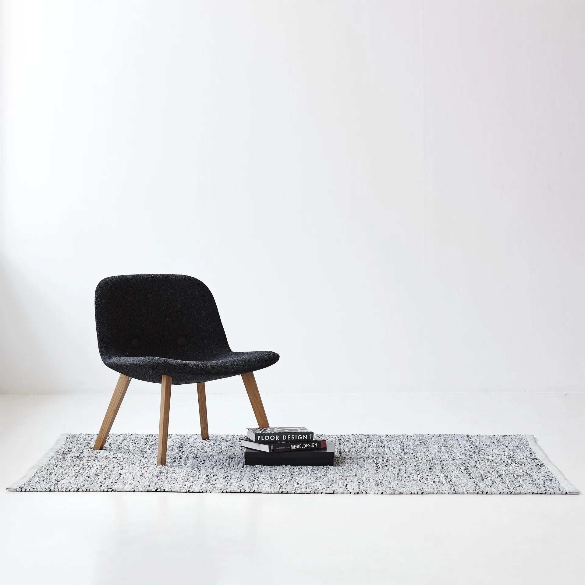 Dywan Leather 65x135 cm, light grey (jasnoszary) Rug Solid