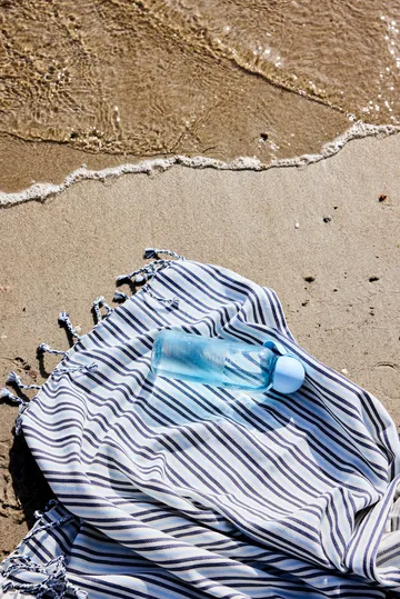 Butelka na wodę Ture 60 cl - Jasnoniebieska - Sagaform