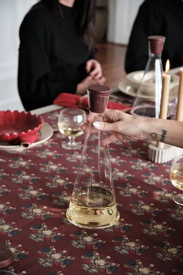 Karafka Gurken - Przezroczysto-ciemnoczerwony, 1,2 L - Sagaform