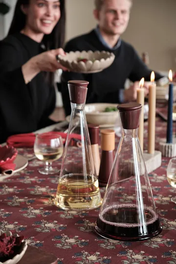 Karafka Gurken - Przezroczysto-ciemnoczerwony, 1,2 L - Sagaform