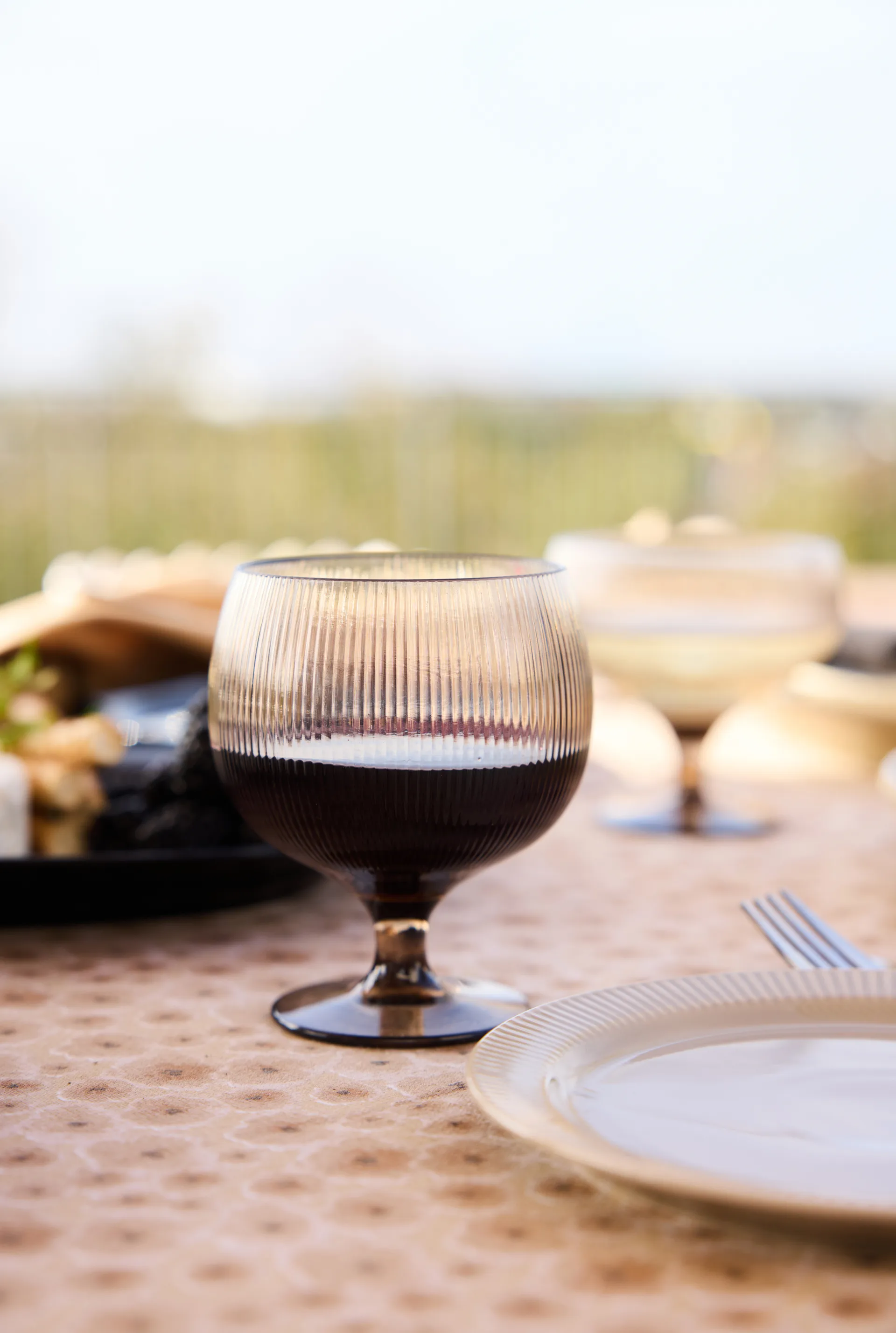 Kieliszki do wina Billi 35 cl, zestaw 4 szt., Brązowe Sagaform