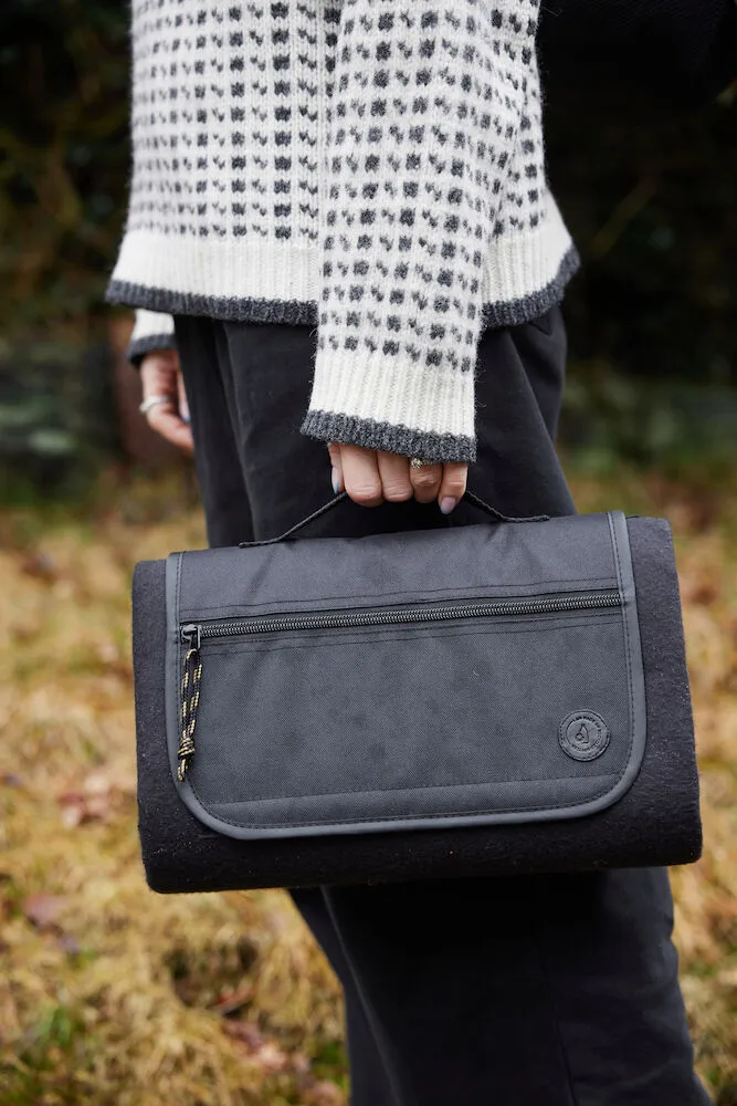 Koc piknikowy City 130x170 cm, Czarny Sagaform