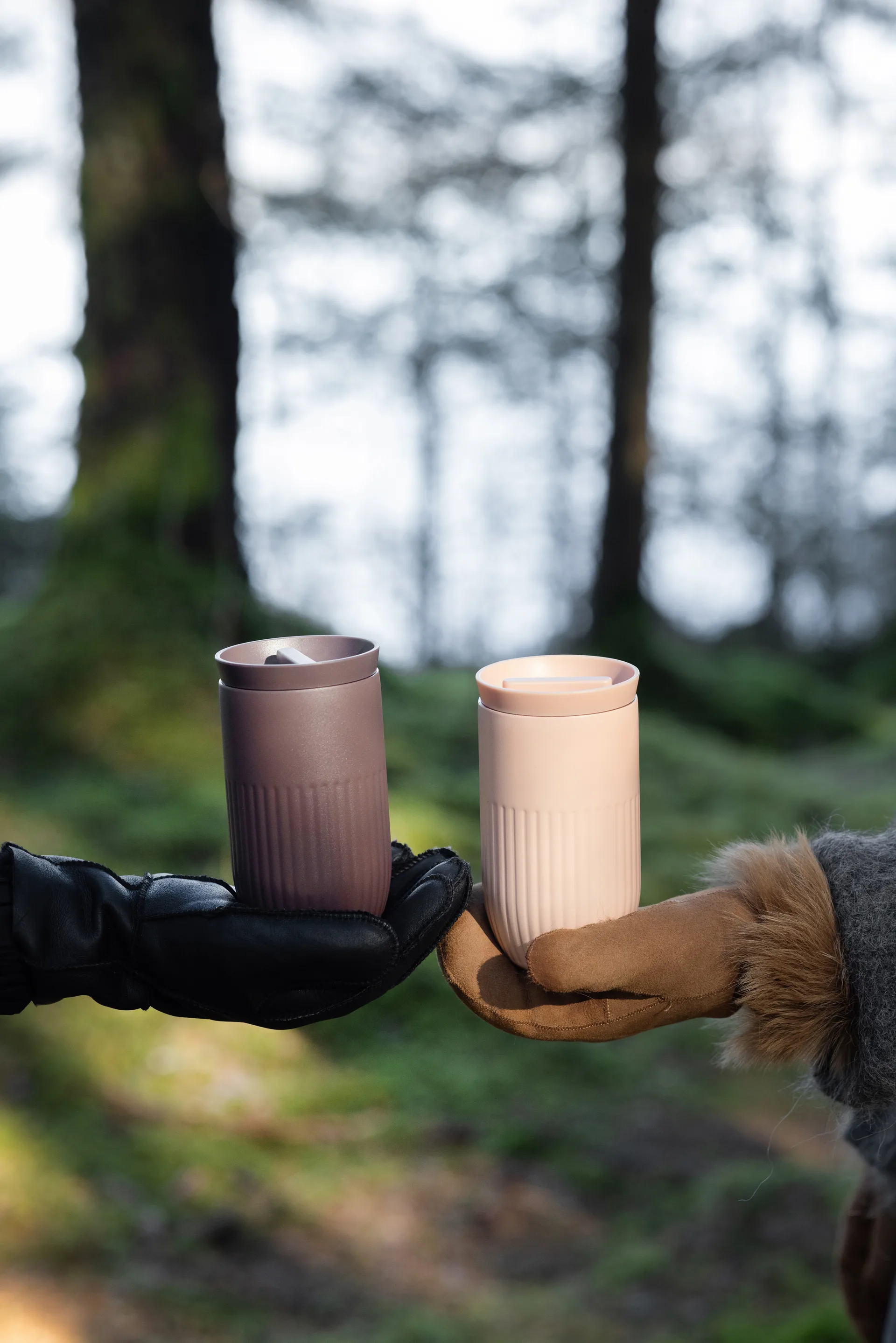 Kubek termiczny do samochodu Tova 32 cl, Brązowy Pantone Sagaform