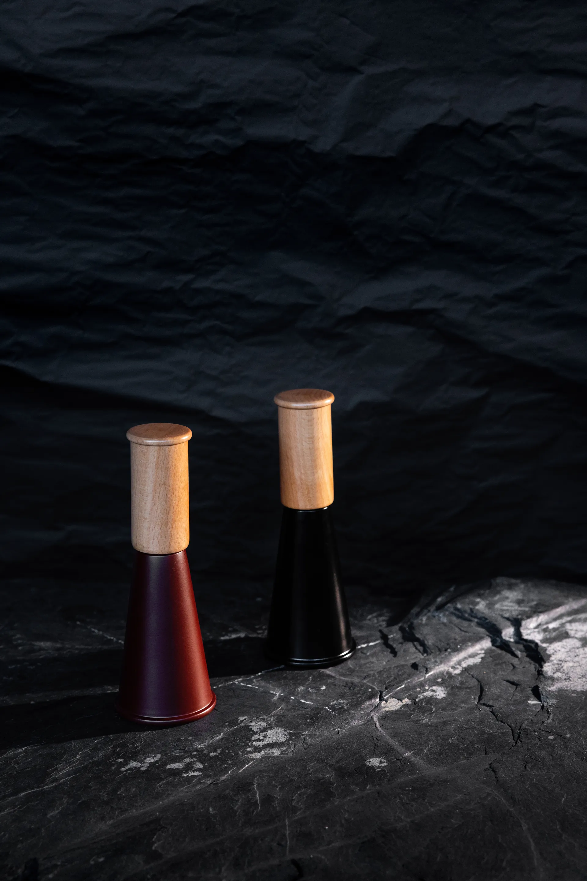 Młynek do soli i pieprzu Gurken średni 20,5 cm, Czarno-brązowy Sagaform