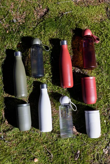 Nils stalowa butelka 500 ml - Czerwony Pantone - Sagaform