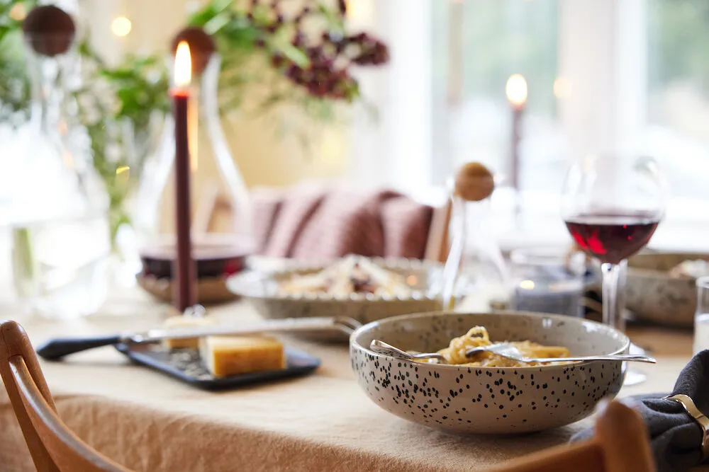 Obrus Edith 150x280 cm, Beżowy Sagaform