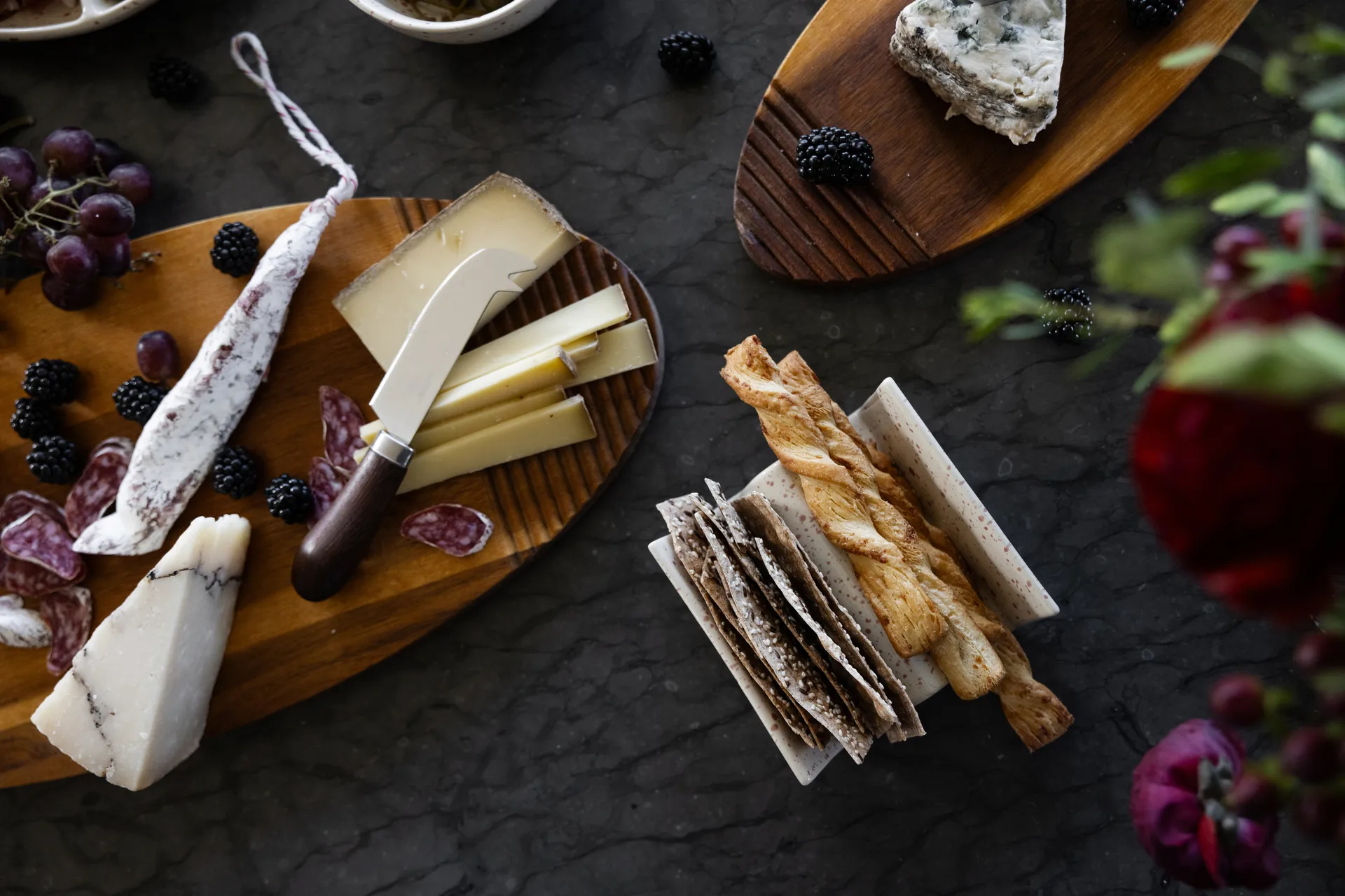 Stojak na tacos Ditte 2-pak, Beżowo-bordowy Sagaform