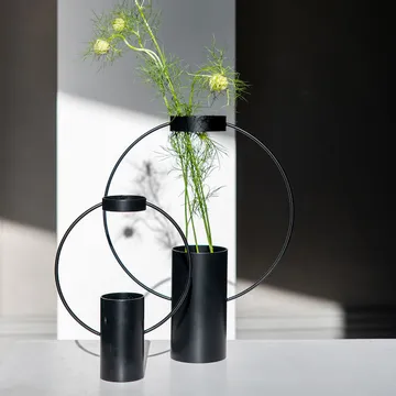 Wazon Moon 30 cm - Czarny - Sagaform
