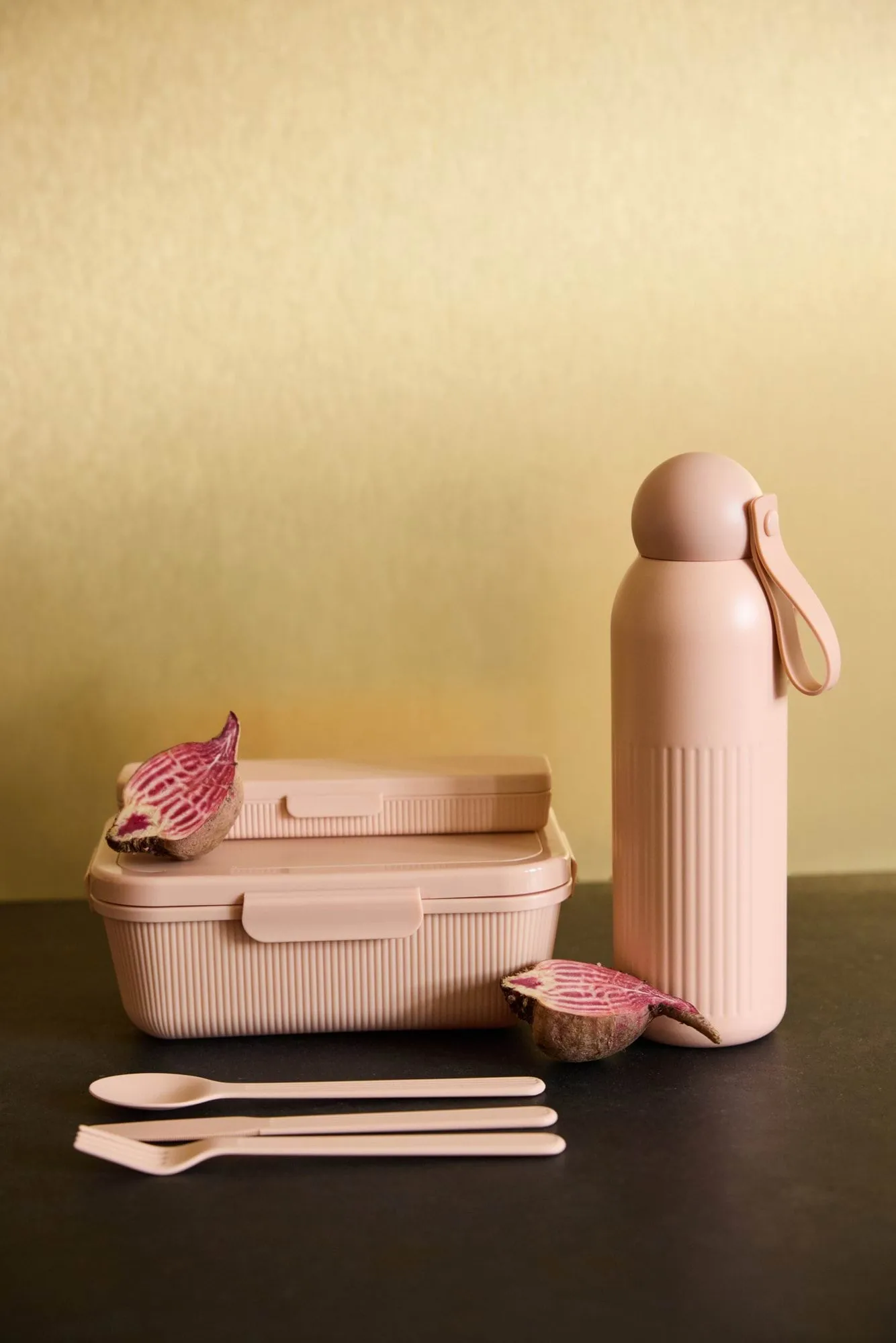 Zestaw sztućców Tina, Różowy Pantone 489C Sagaform