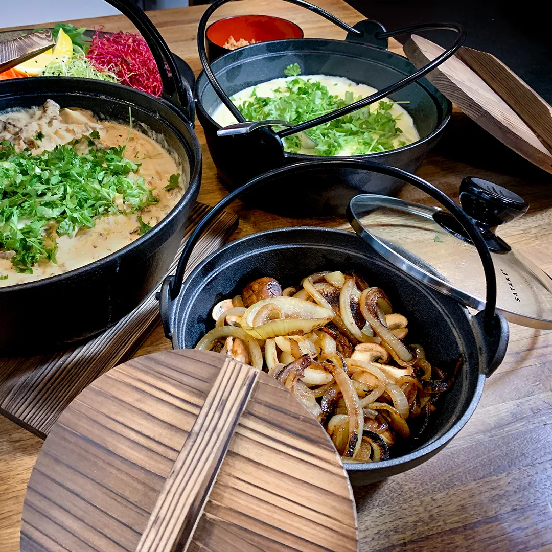 Garnek czarny Satake Nabe, 1,8 l Satake