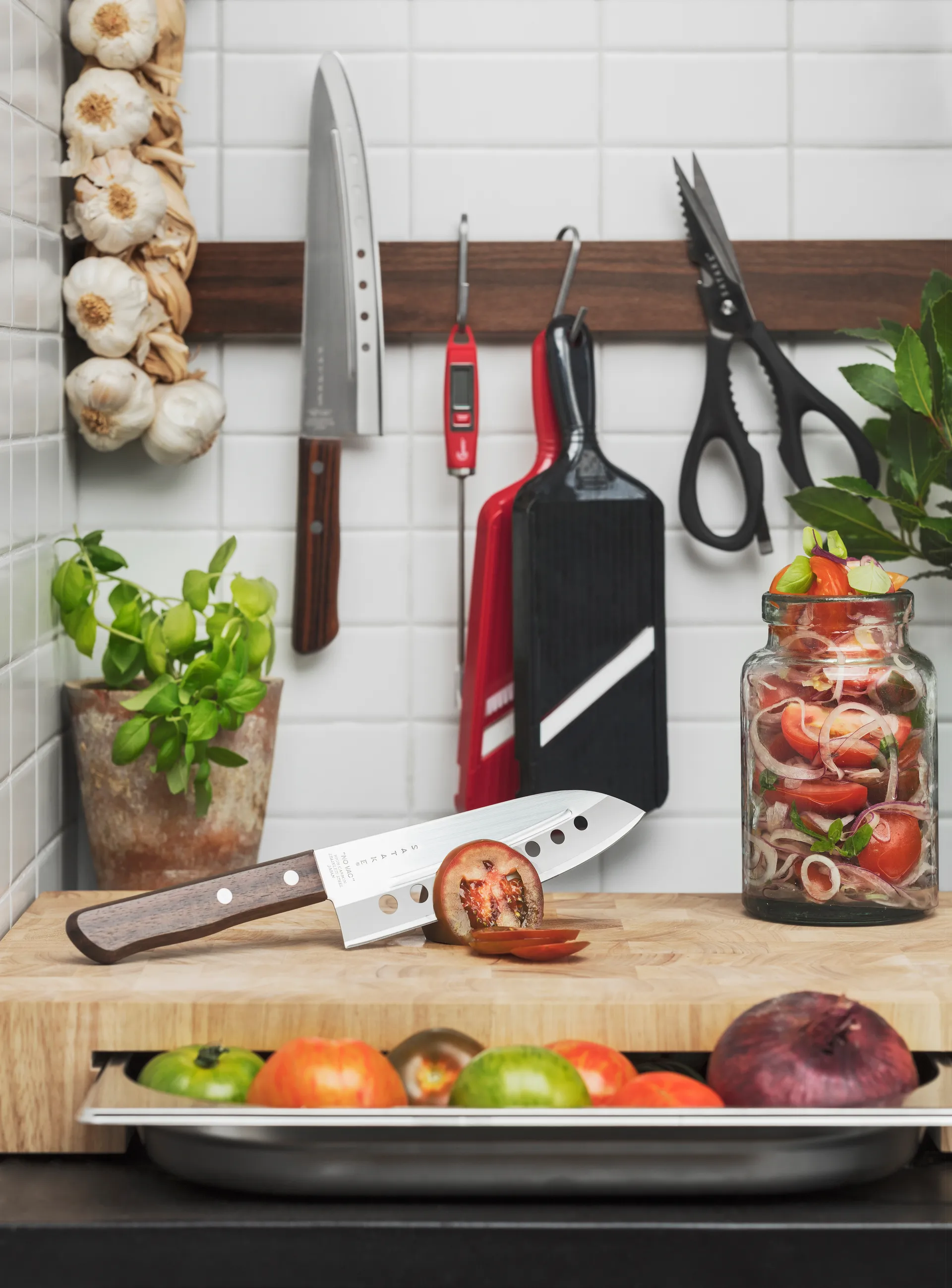 Listwa magnetyczna Satake 50 cm, Orzech włoski Satake