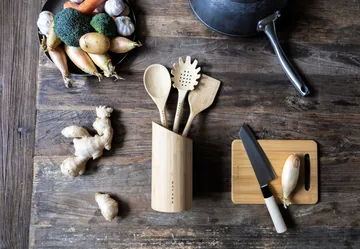 Przybory i stojak na przybory Satake - Bambus, 4 części - Satake