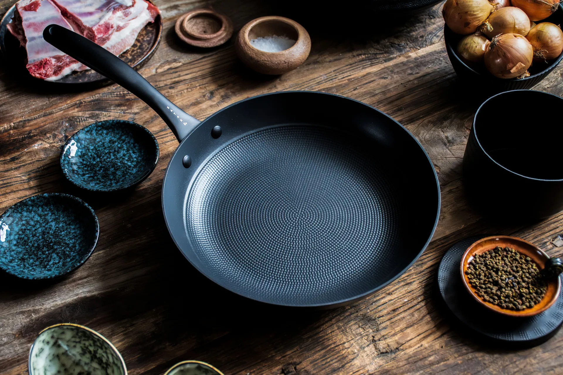 Satake ceramiczna patelnia lekkie żeliwo 20+28 cm,  Satake