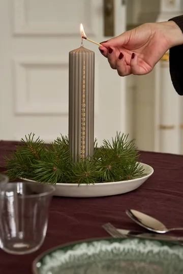 Świeca adwentowa Awaiting - Linen, 25 cm - Scandi Essentials