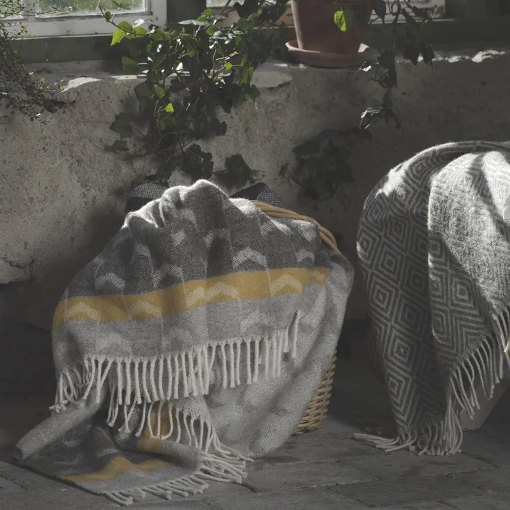 Bawełniany koc Arrow, Mustard Scandi Living