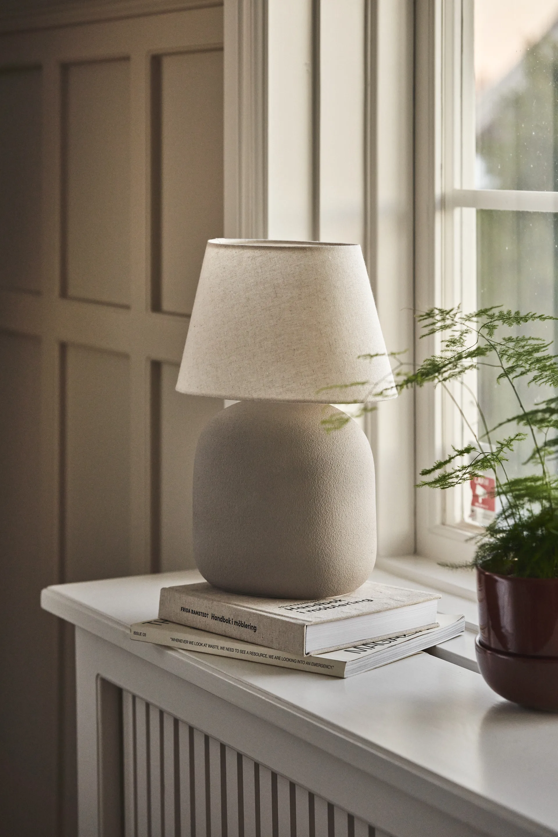 Boulder lampa okienna grey-nature Scandi Living