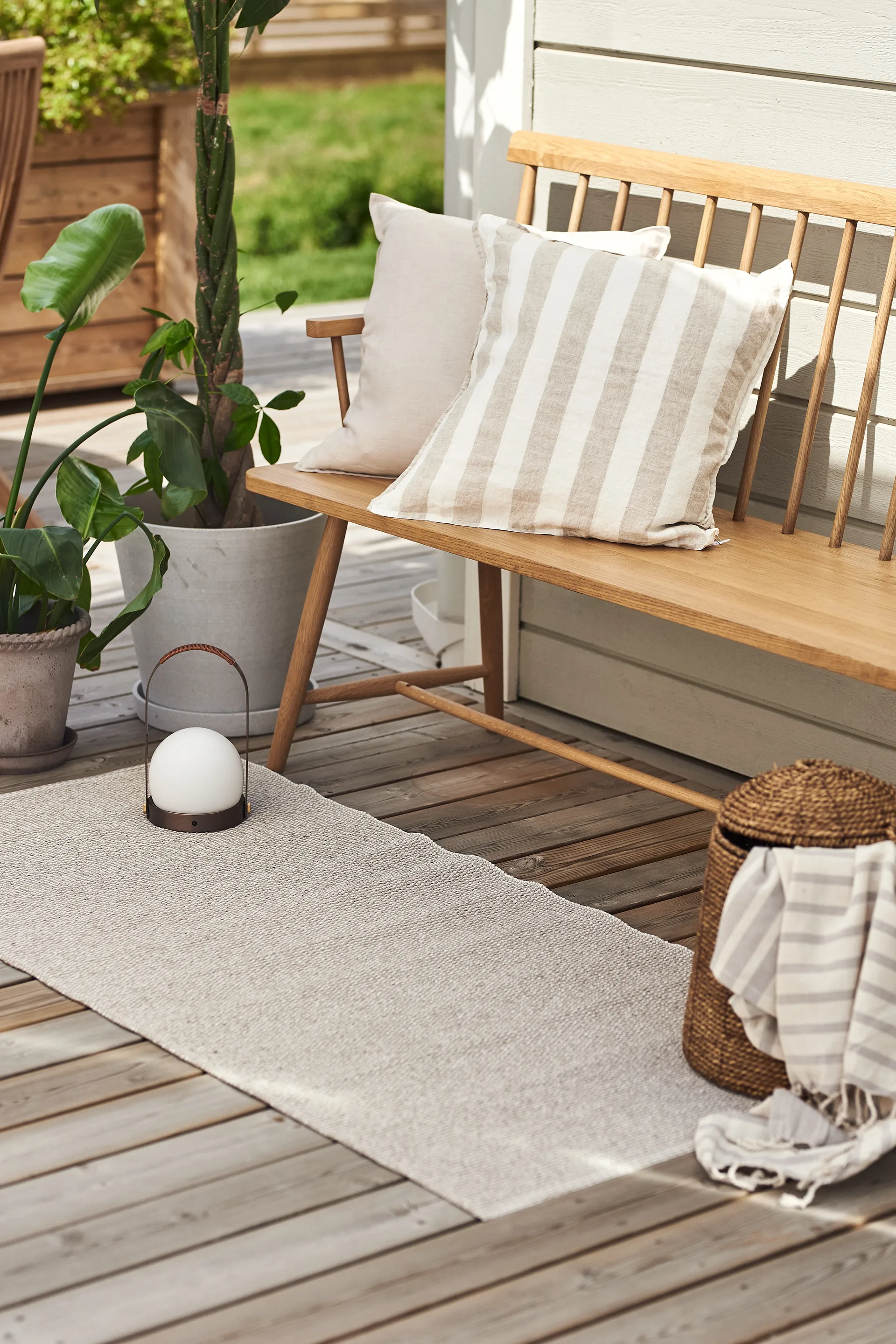 Dywan z tworzywa sztucznego Mellow szary, 70x150cm Scandi Living