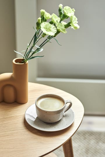 Filiżanka ze spodkiem Freckle 26 cl. - Beżowa  - Scandi Living