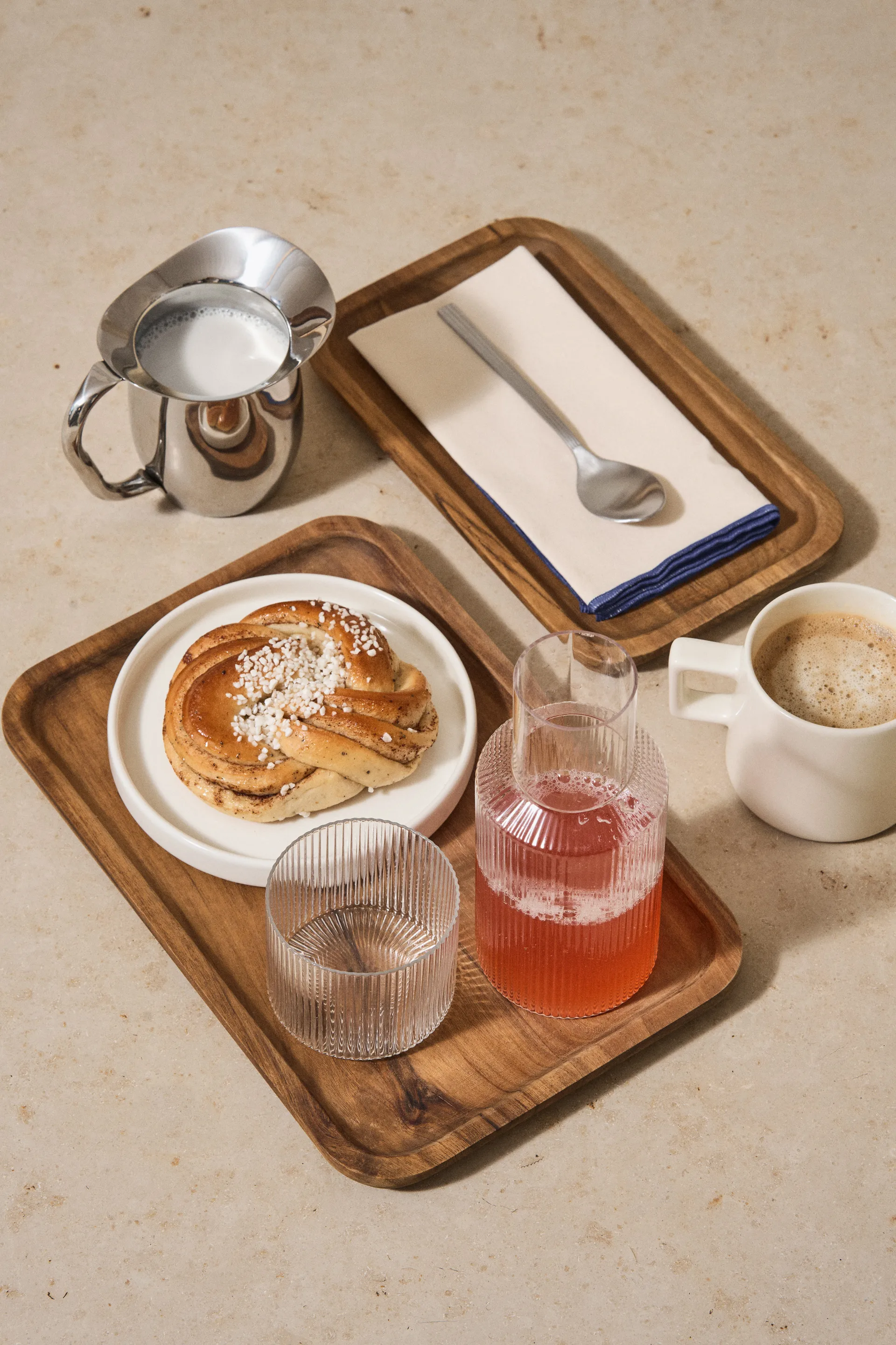 Hollow taca serwująca, 20x30 cm Scandi Living