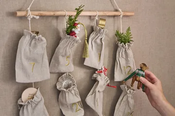 Kalendarz adwentowy Joyful 75 cm - Beżowy - Scandi Living