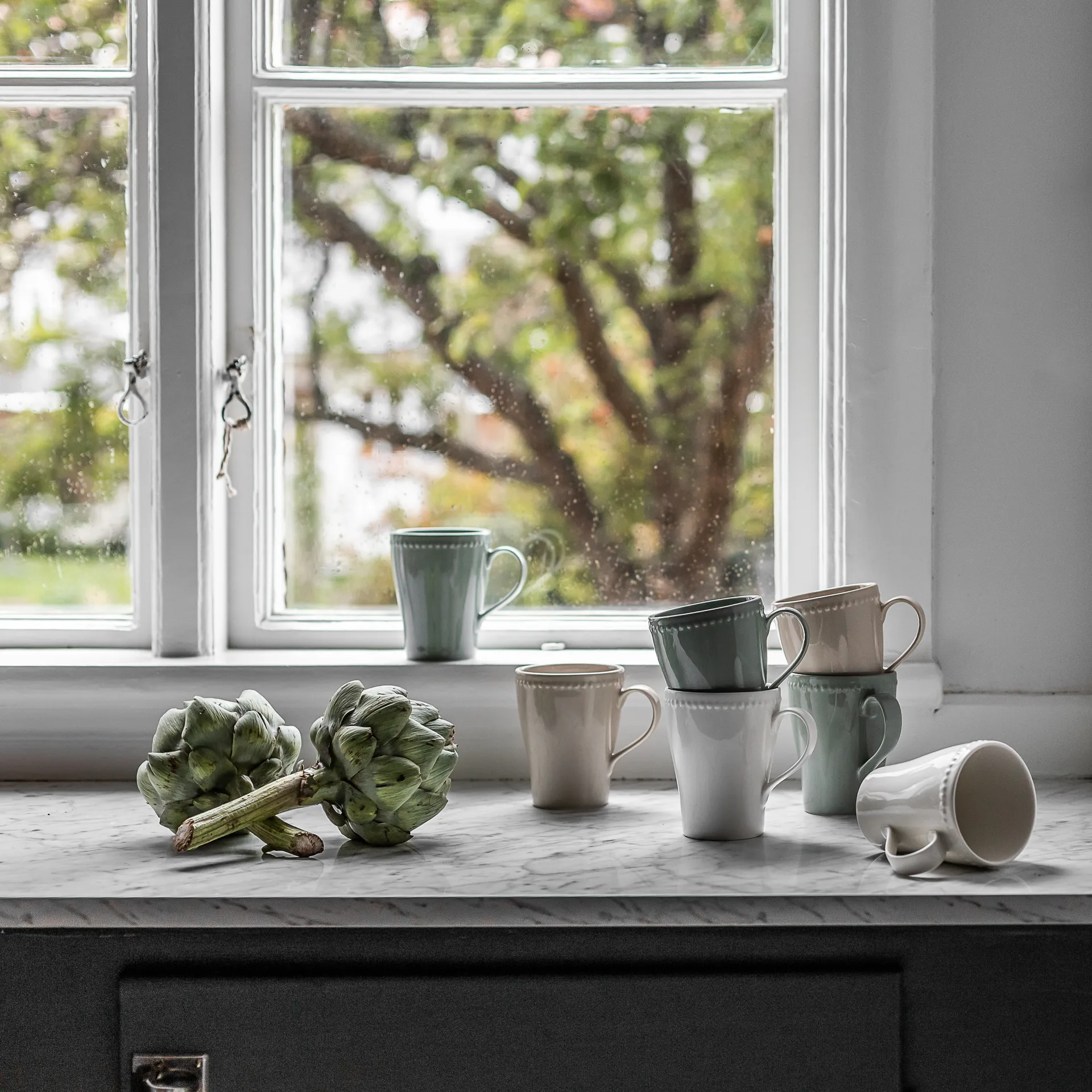 Kubek Dots 35 cl 4-pack, Biały krem Scandi Living