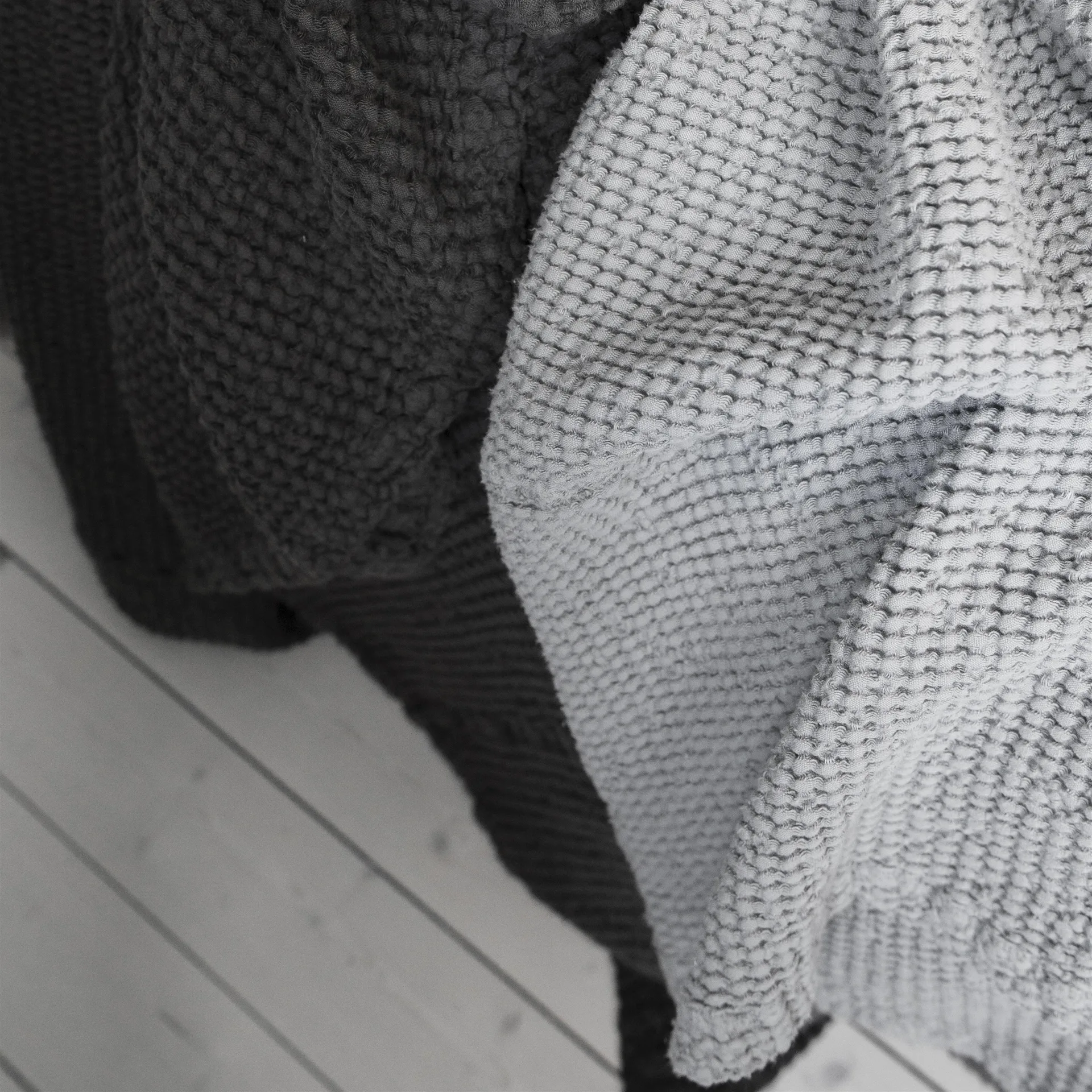 Narzuta Moss 260x260 cm, charcoal (szary) Scandi Living