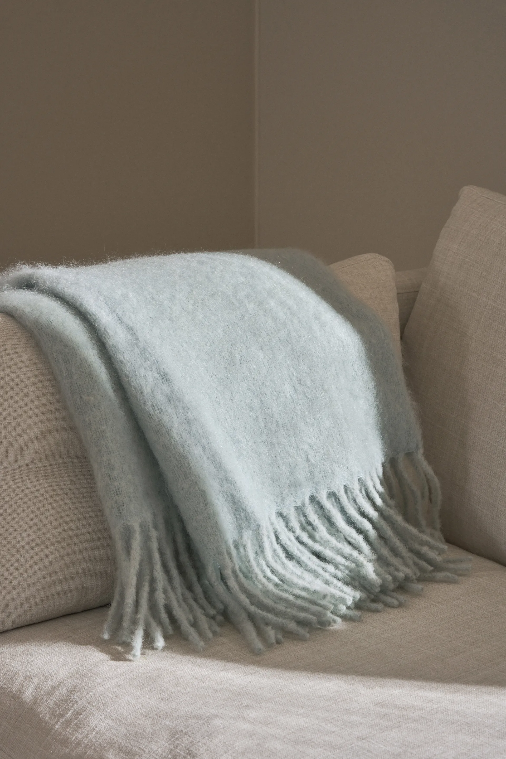 Pled Dune mohair 130x170 cm, Ice blue Scandi Living
