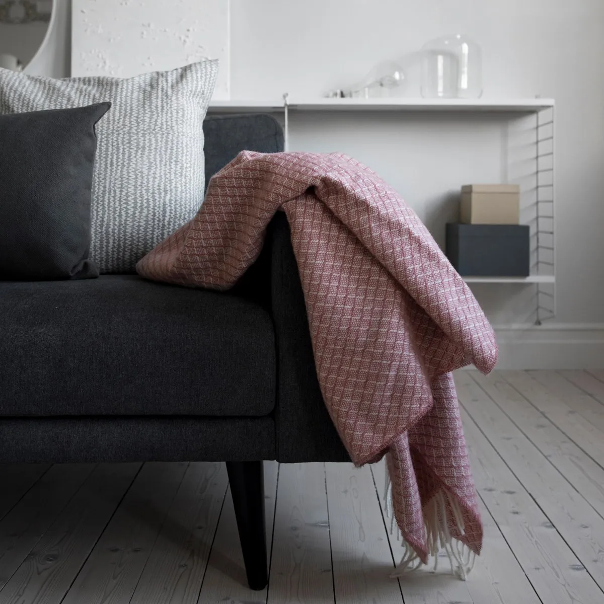 Pled wełniany Wicker, Dusty rose Scandi Living