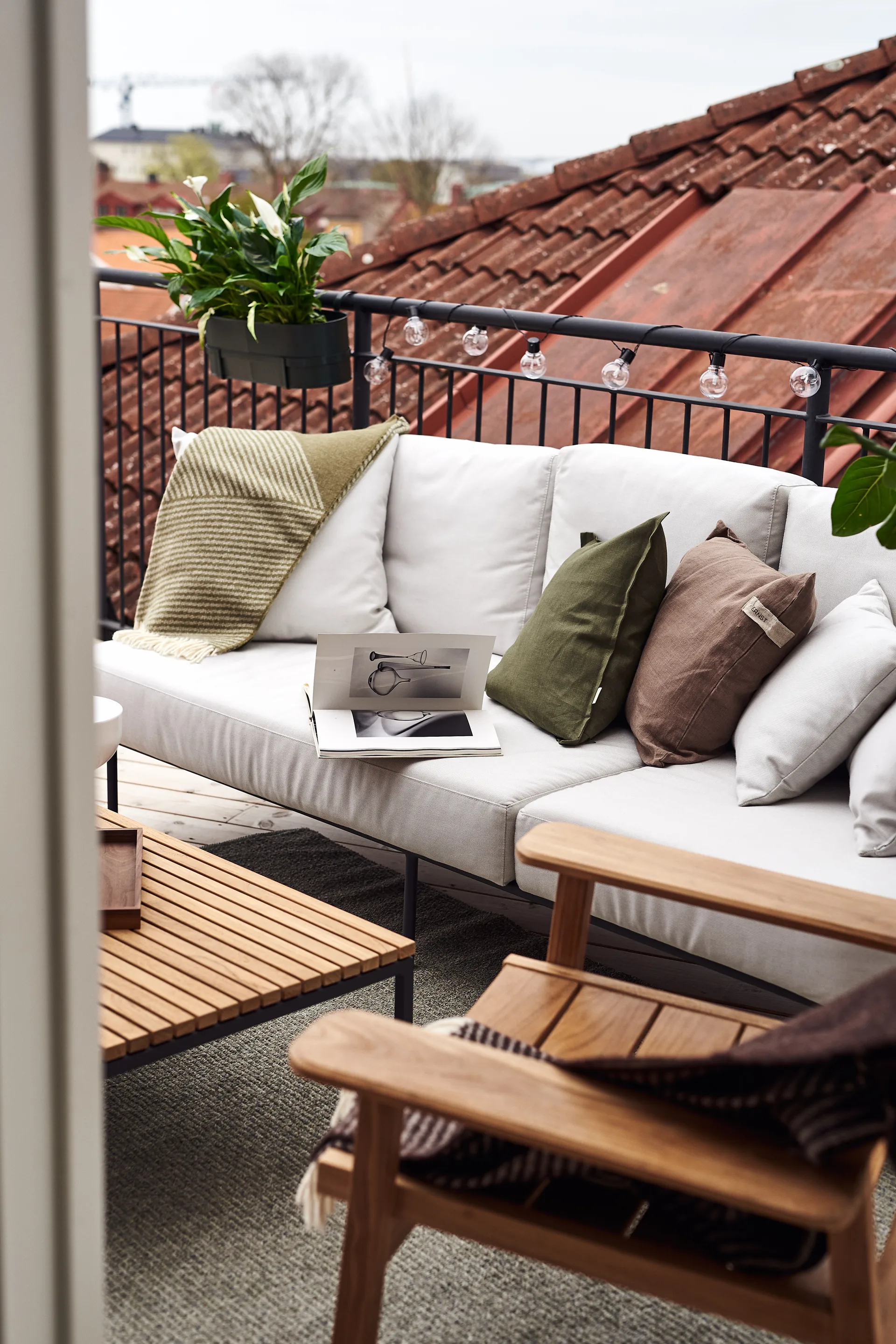 Poszewka na poduszkę Calm, len 50x50 cm, Forest Green Scandi Living