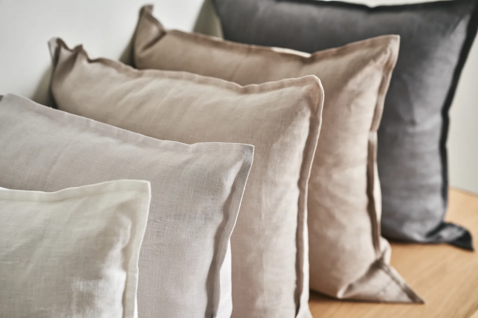 Poszewka na poduszkę Calm, len 50x50 cm, Icy Grey Scandi Living