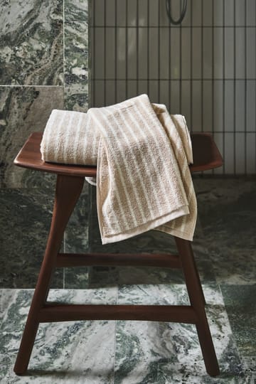 Ręcznik kąpielowy Drift 70x140 cm - Beżowo-biały - Scandi Living