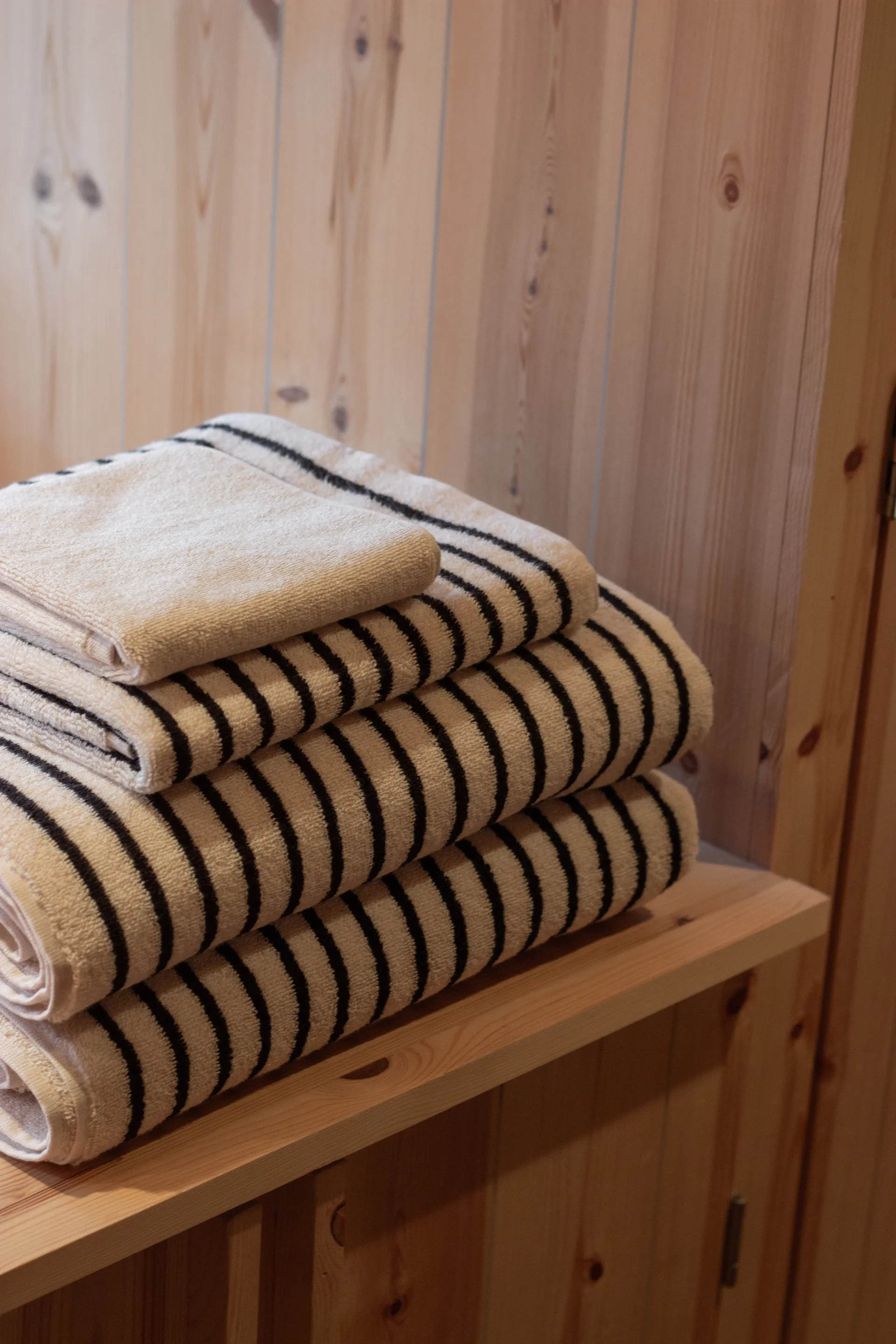 Ręczniki kąpielowe Drift 100x150 cm 2 szt. - Biało-czarny,  Scandi Living