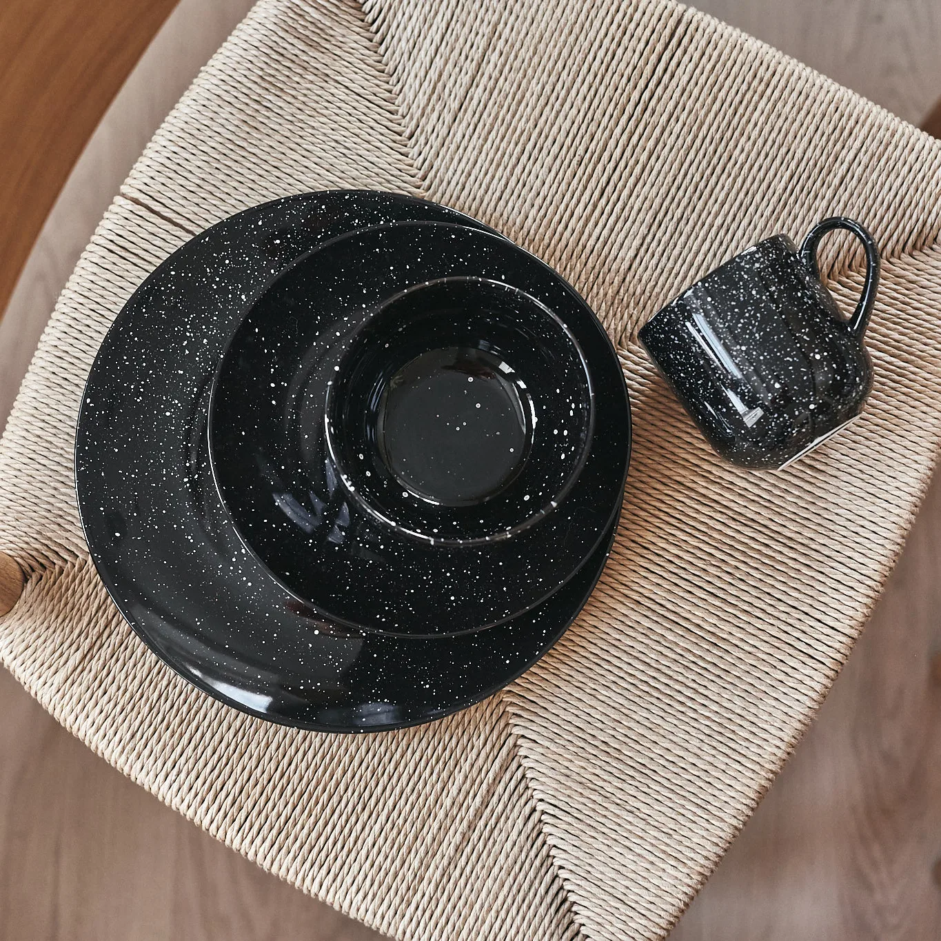 Talerz Freckle Ø20 cm, Czarny Scandi Living