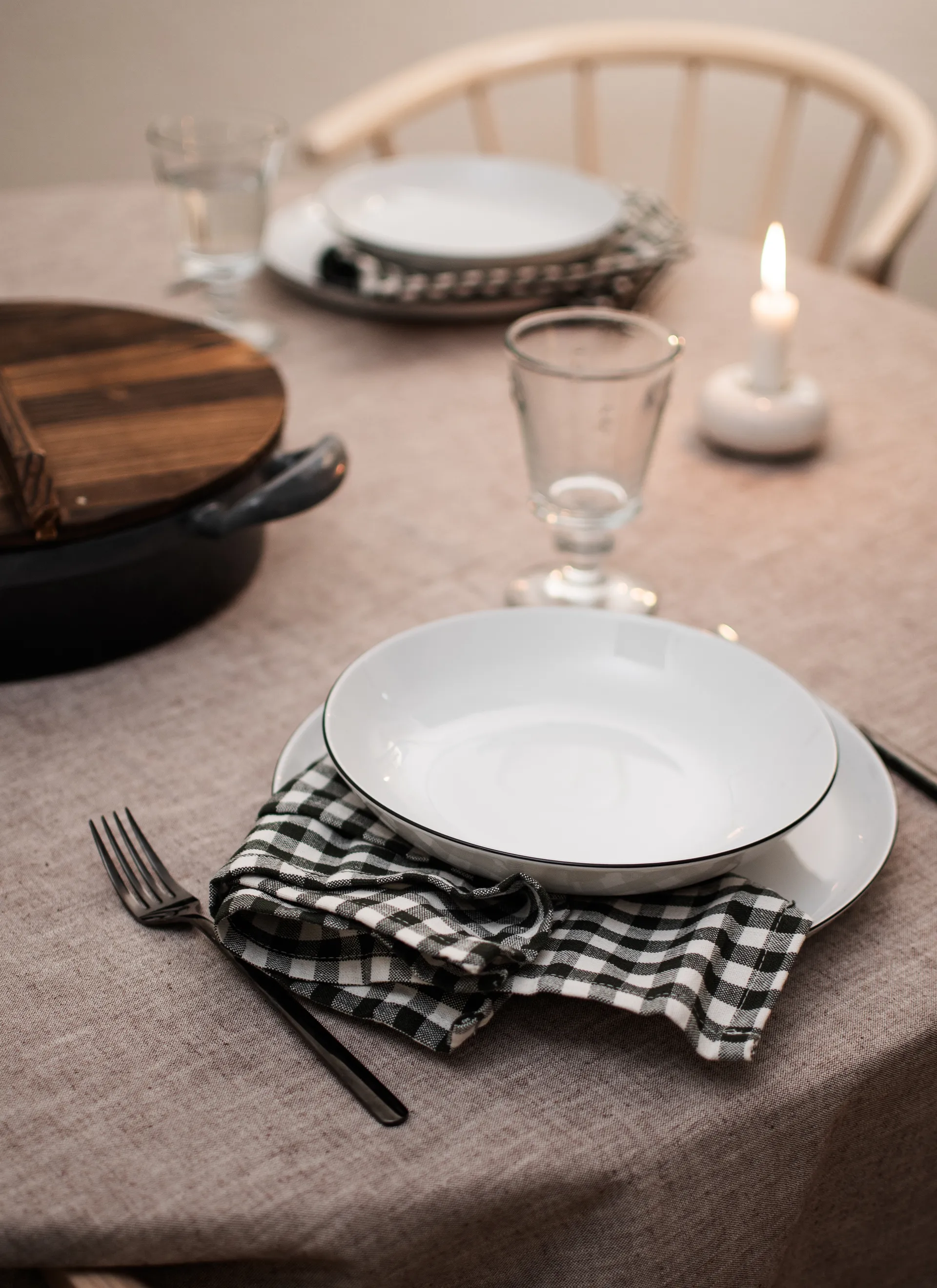 Lido black line zestaw obiadowy 12 części, Biały z czarną lamówką Seltmann Weiden