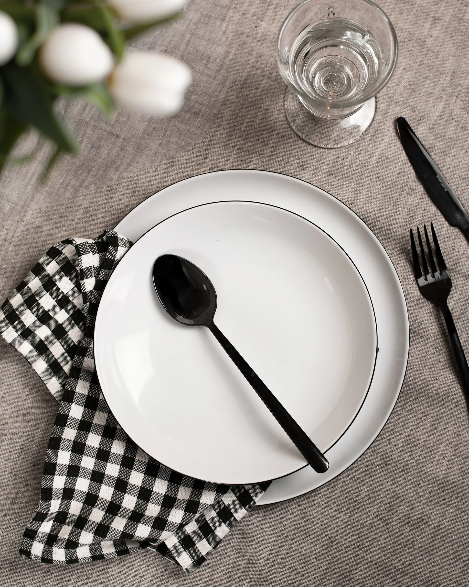 Lido black line zestaw obiadowy 12 części, Biały z czarną lamówką Seltmann Weiden