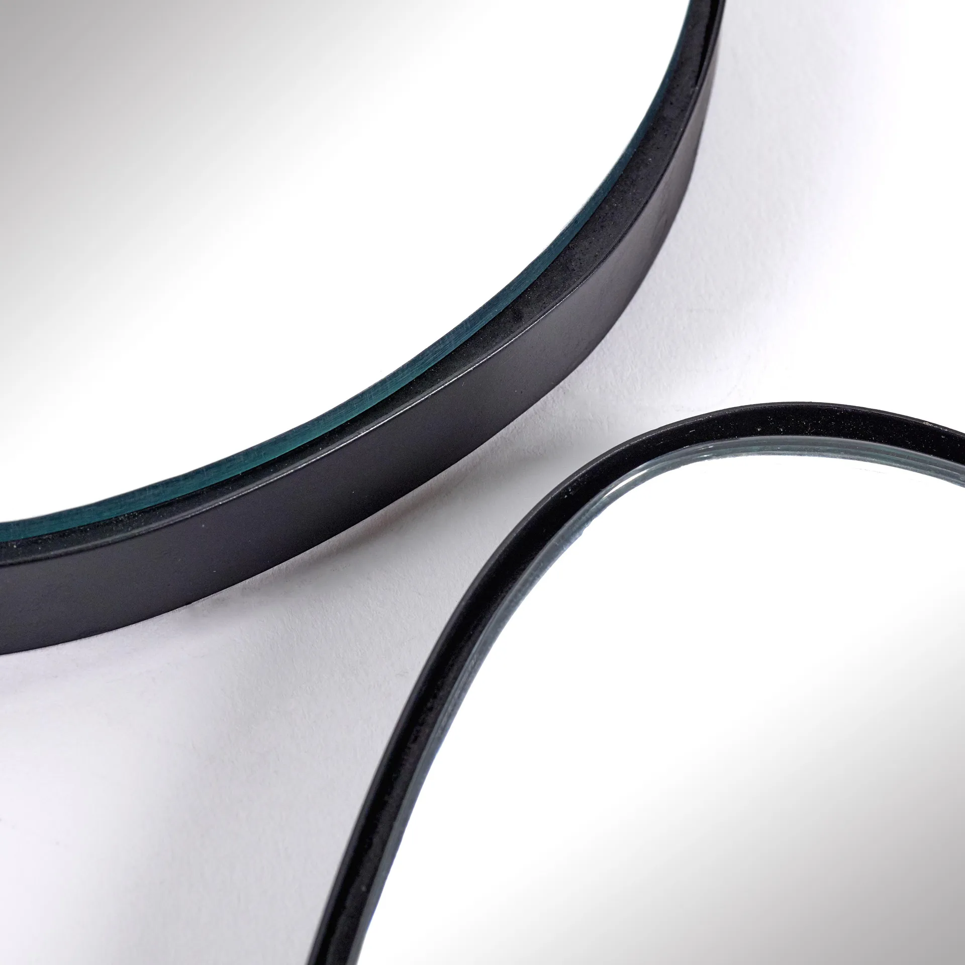 Lustro B Serax, Czarny Serax