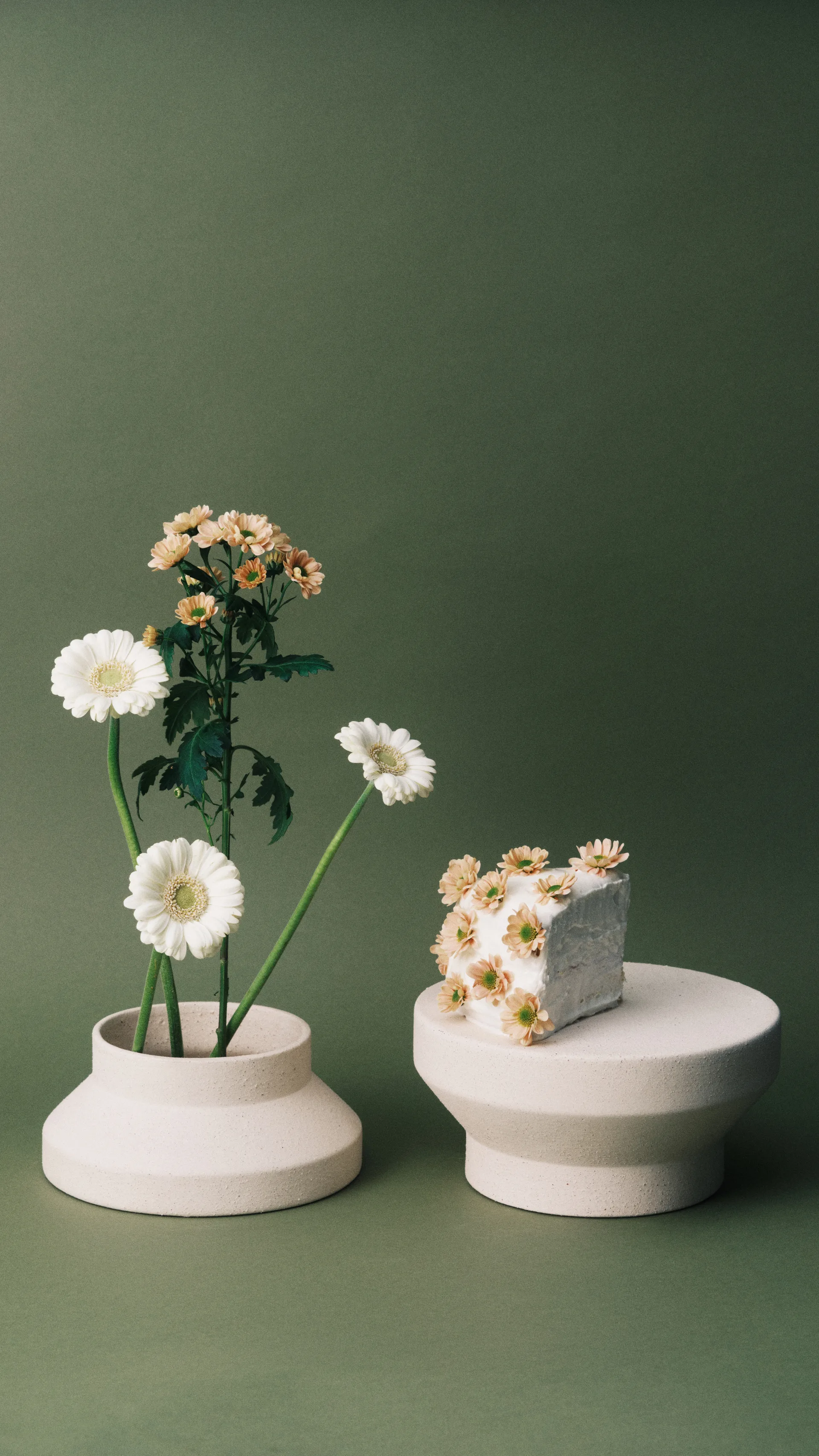 Mira wazon/talerz na ciasto L, Beżowy Serax