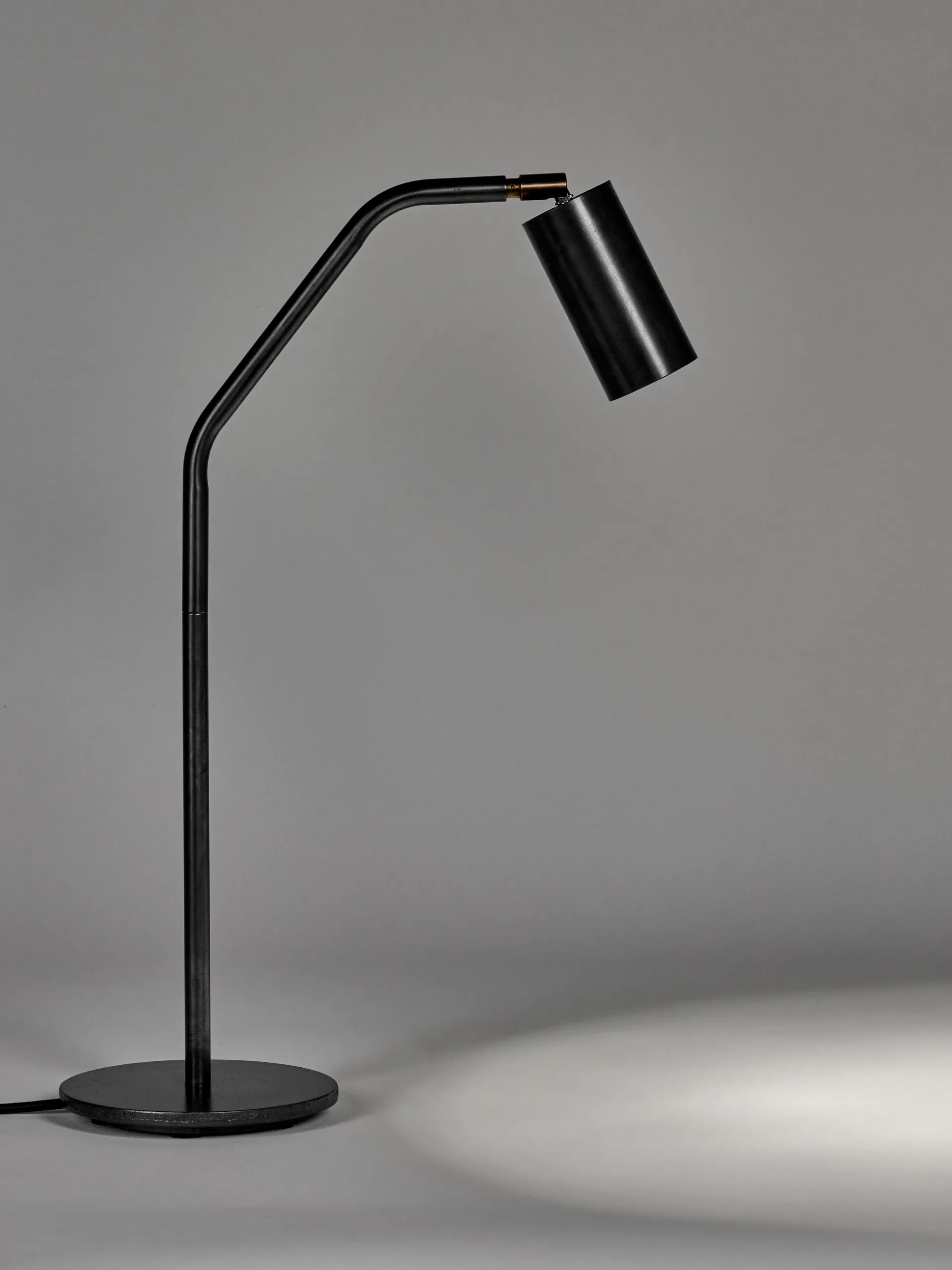 Sofisticato NR. Lampa stołowa 25 34x58 cm, Black Serax