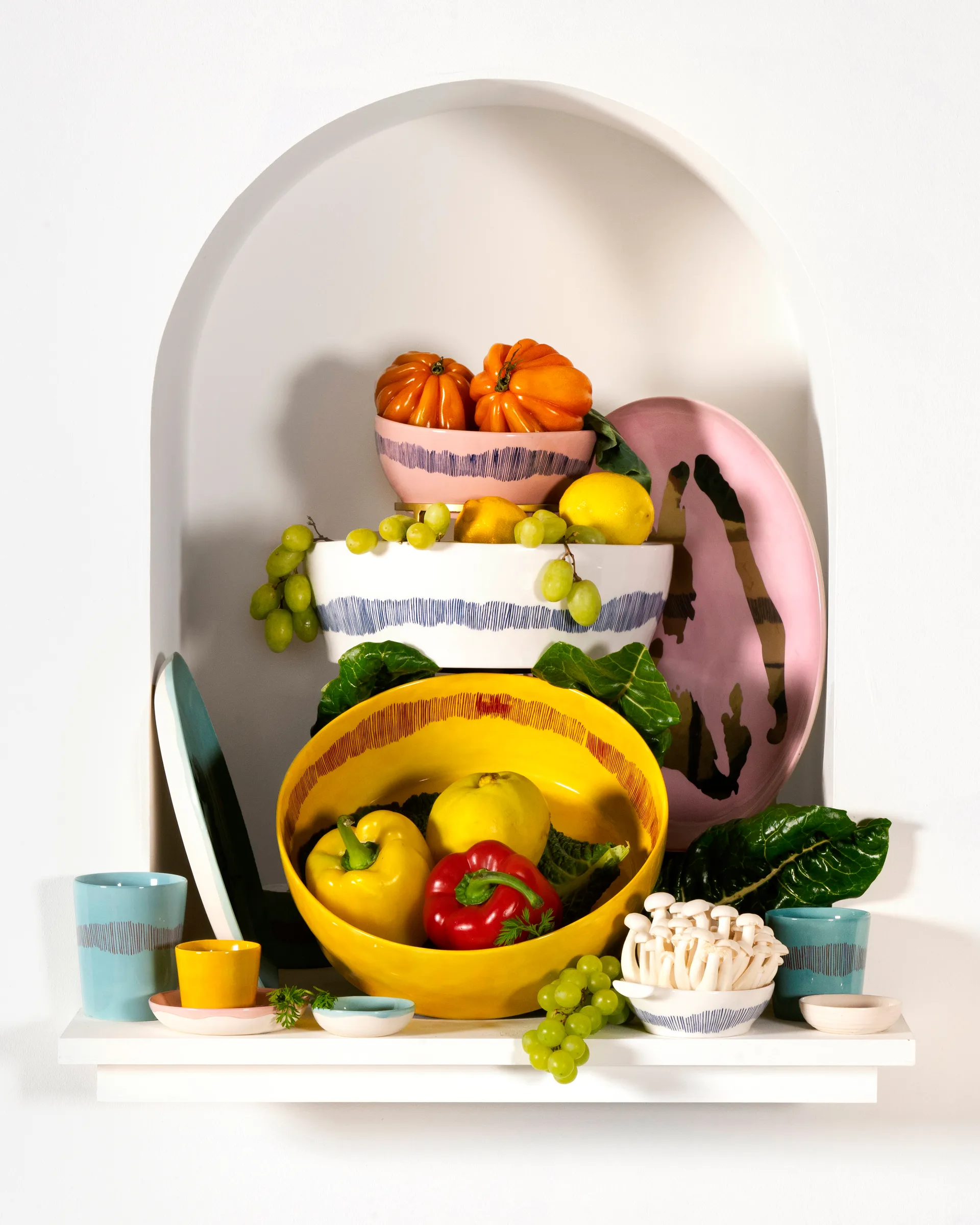 Talerz do serwowania Ottolenghi Feast Ø35 cm, Yellow stripes-red Serax