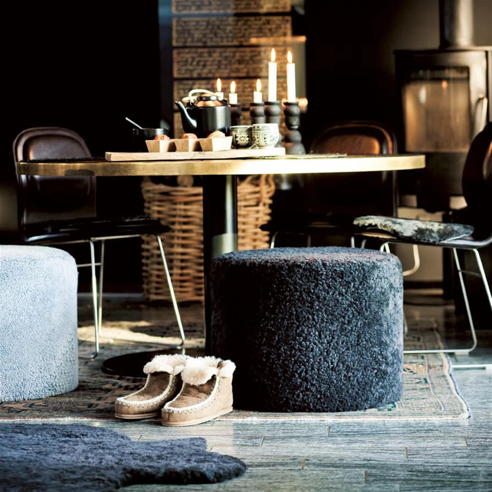 Shepherd pufa Frida, szary grafit Shepherd of Sweden