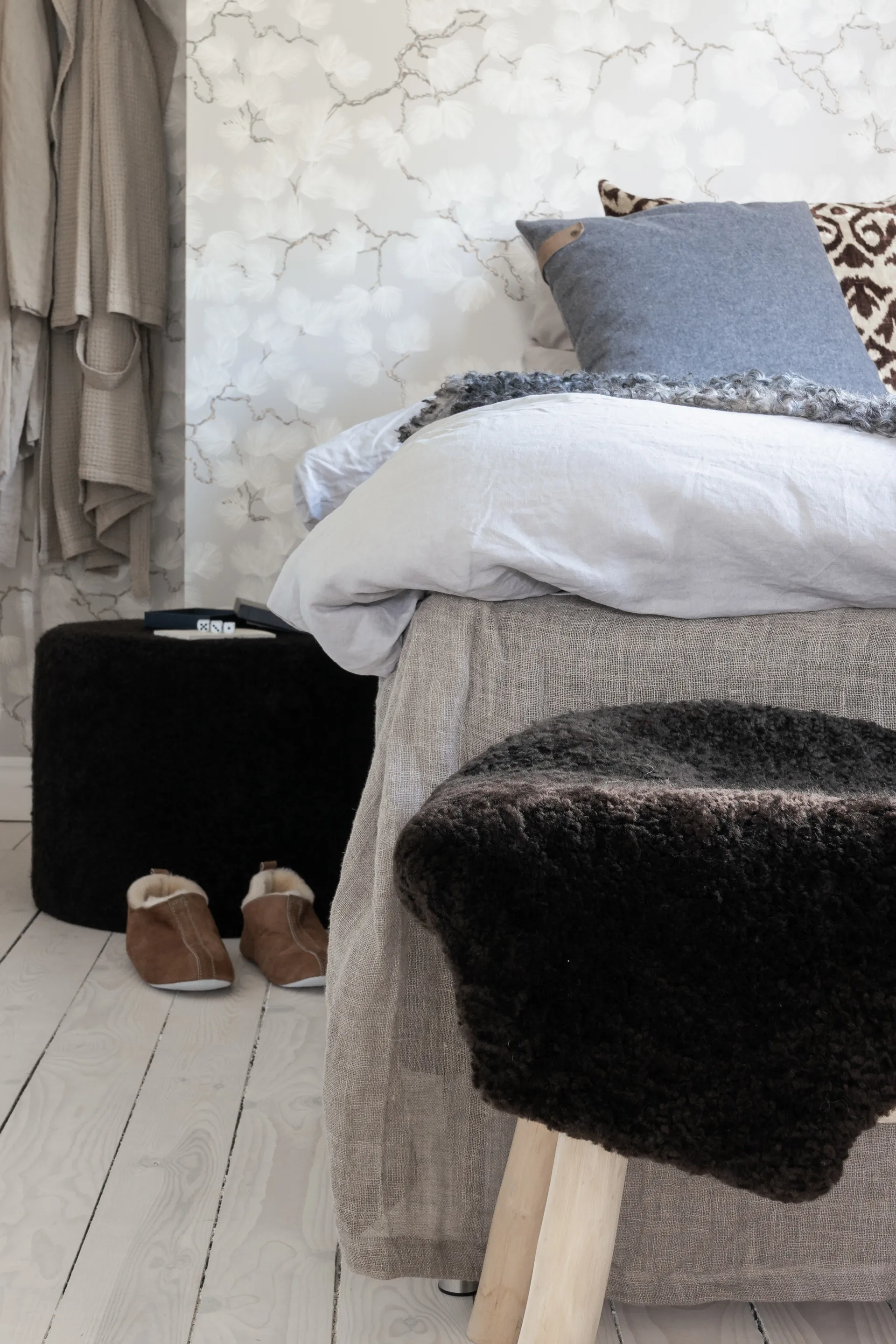 Skóra owcza Ella, ciemny brąz Shepherd of Sweden